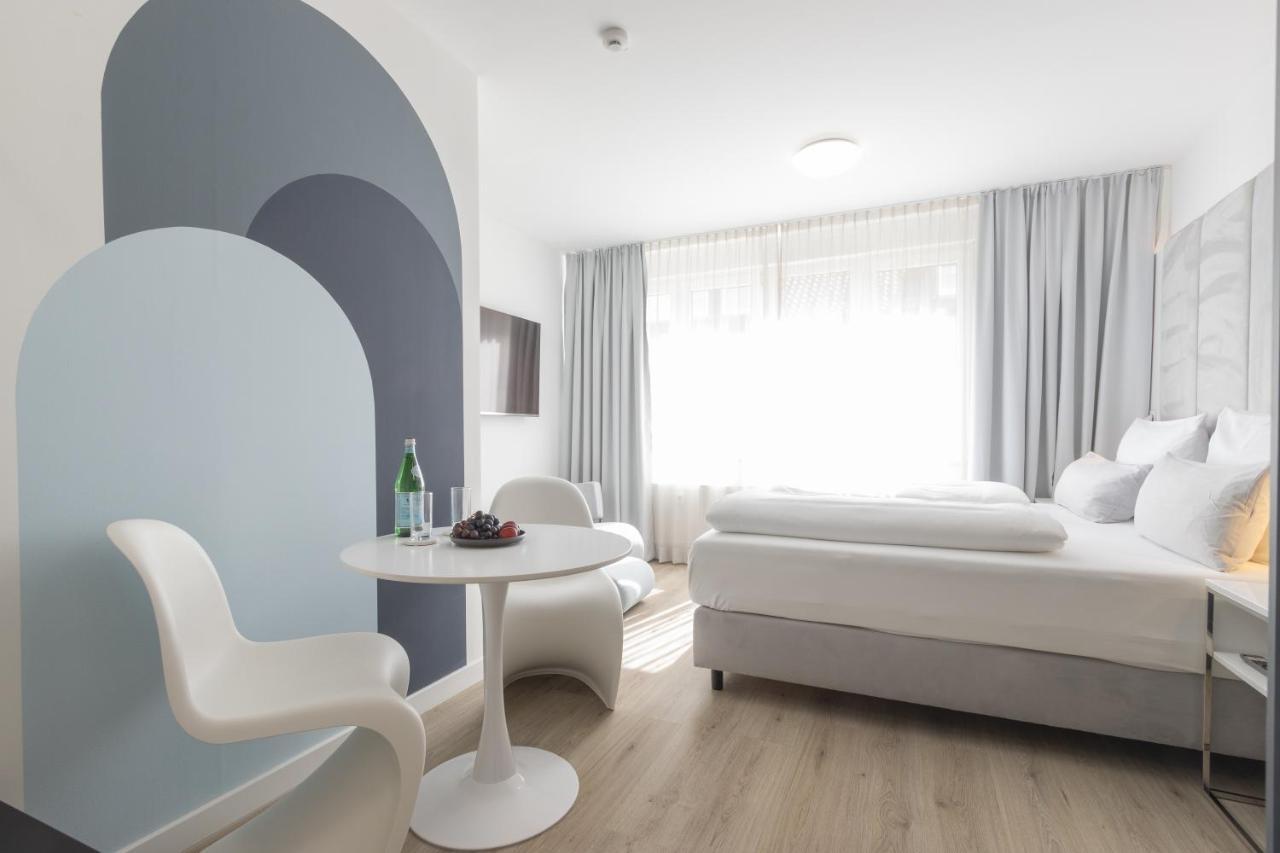 Zzzpace Smart-Hotel Bielefeld Zentrum Exterior photo